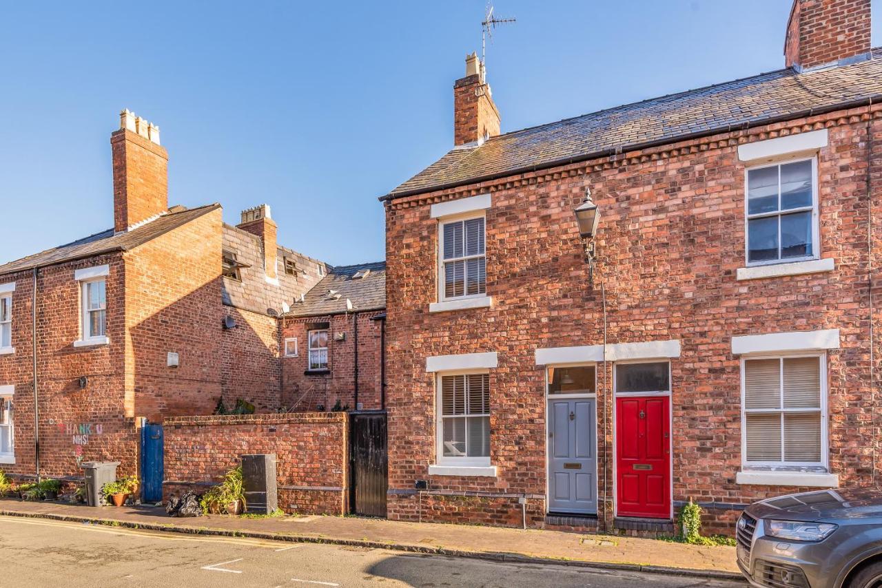 Chester City Centre Cottage, Sleeps 6 With Free Parking Exterior photo